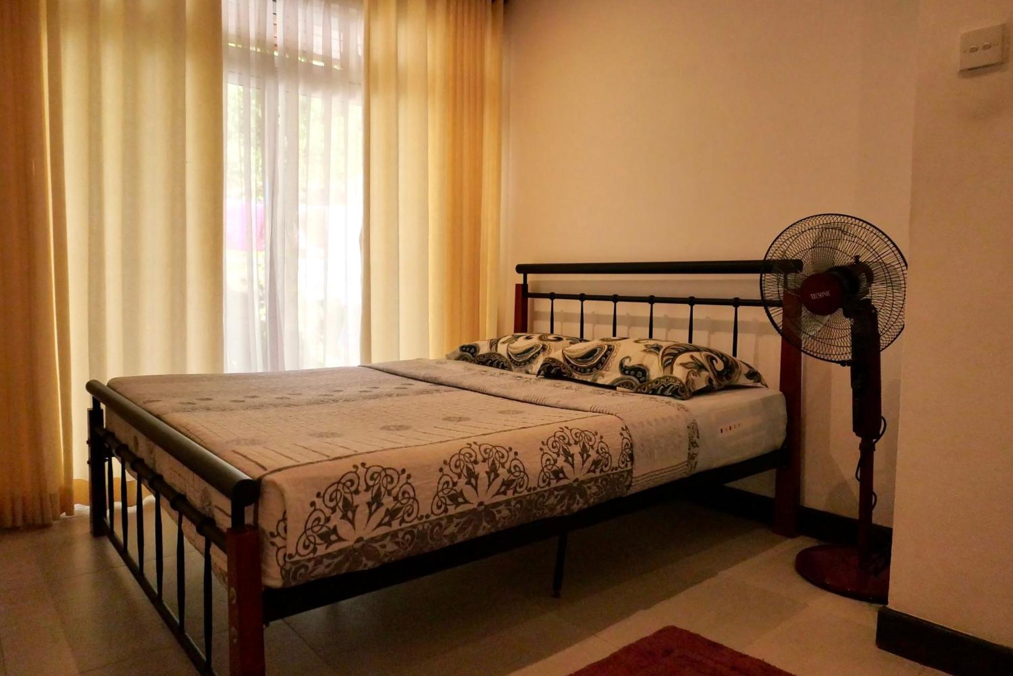 The Bliss Hostel Kandy Buitenkant foto